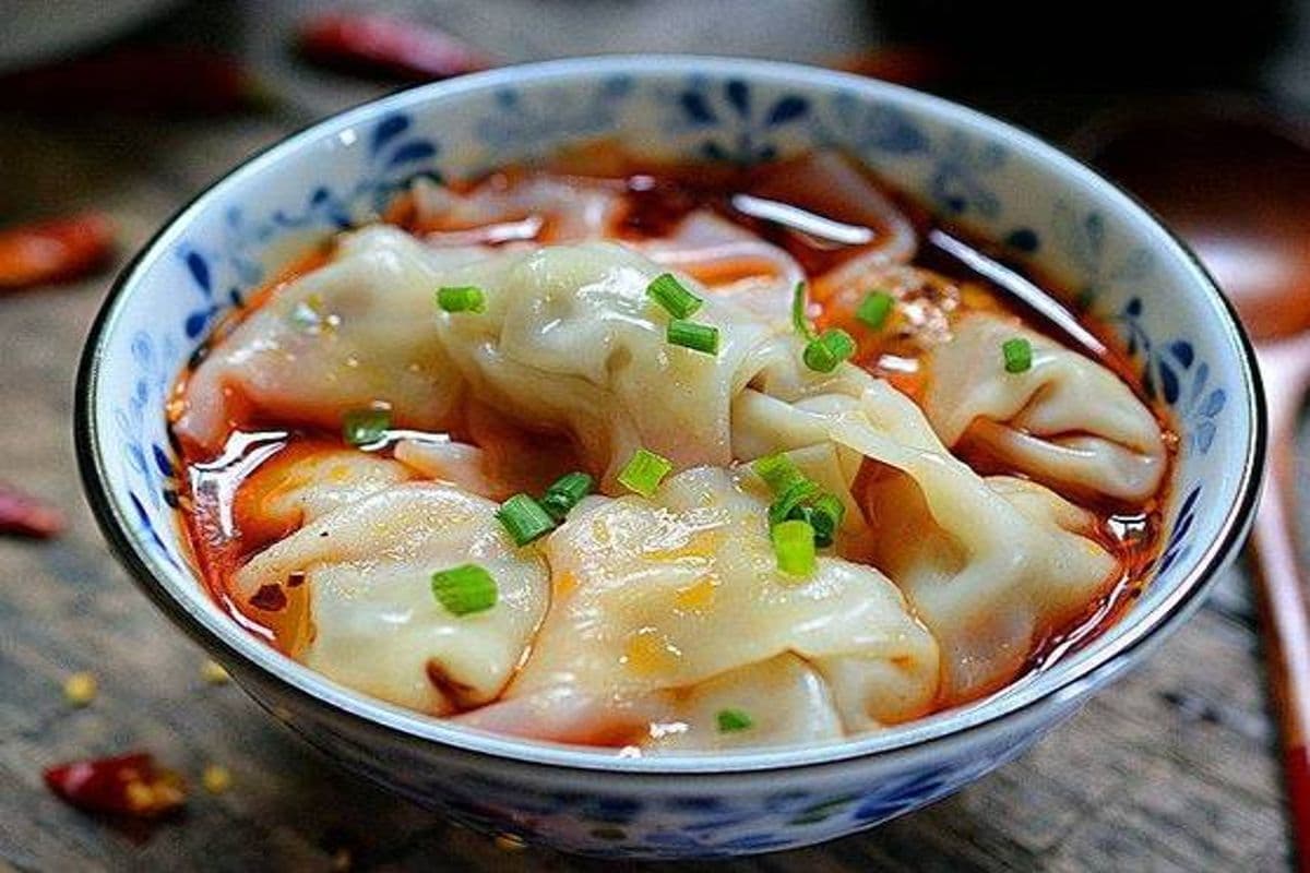 Hot and Sour Wonton Soup 酸辣抄手