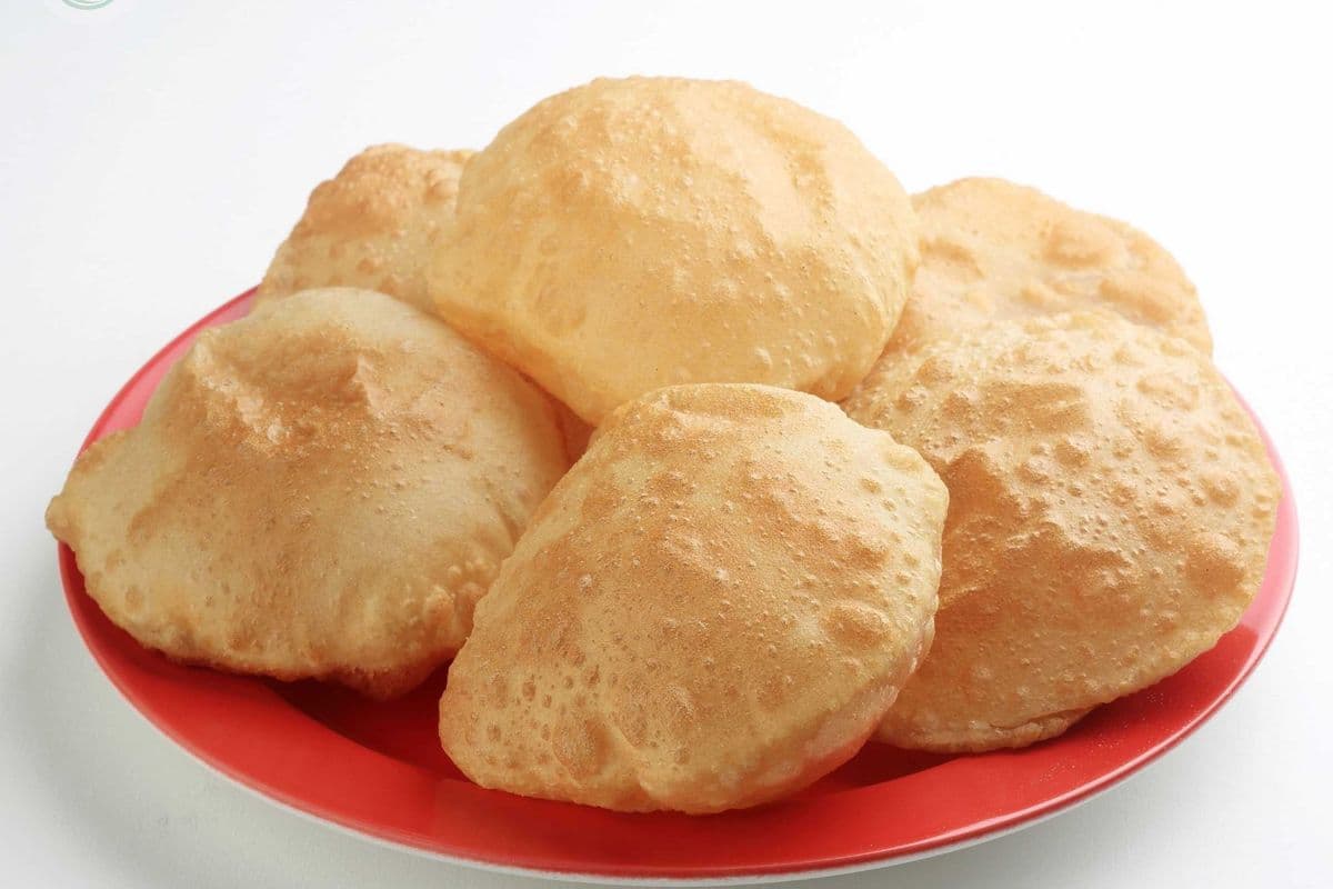 Extra Chole Puri ‘s Puri