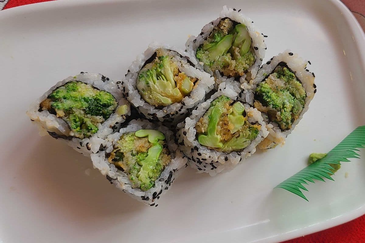 Spicy Broccoli Roll