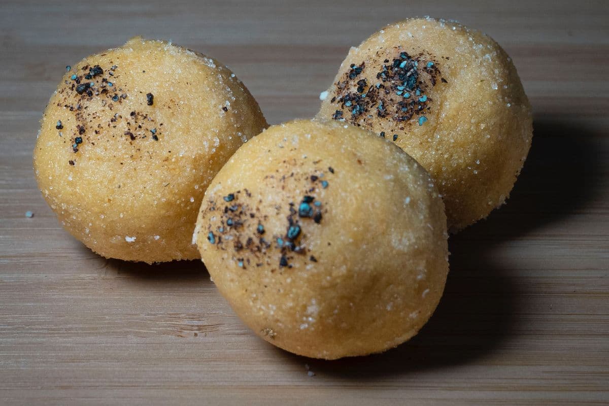 Besan Ladoo (Pound)