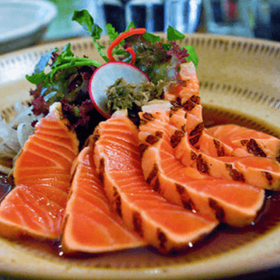 #0185. Salmon Tataki Sashimi (8 pcs)