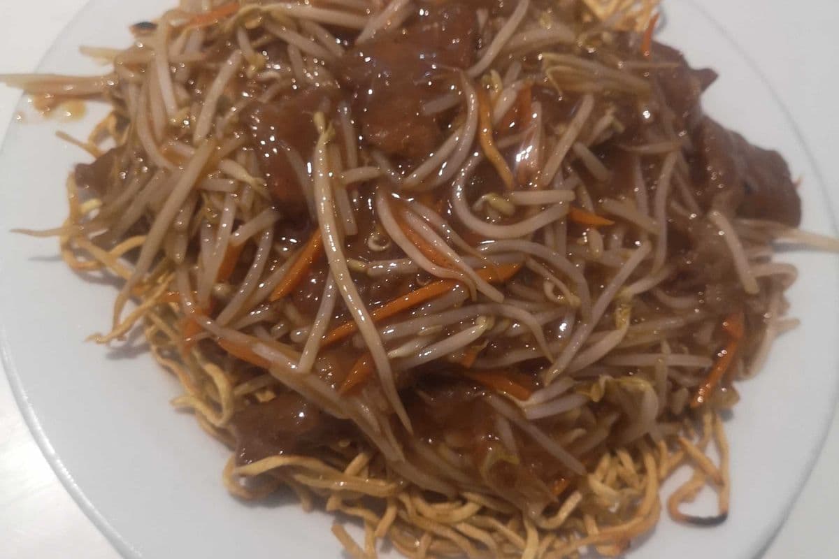 D4 Deep Fired Noodle with Beef