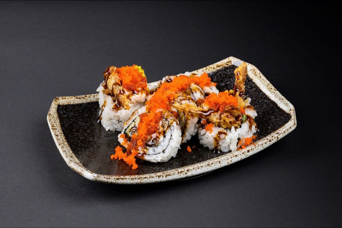 Spider Roll (6 Pieces)