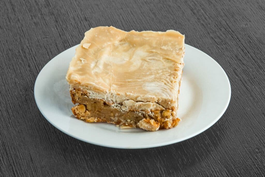 Apple Blondies w/ Caramel Icing