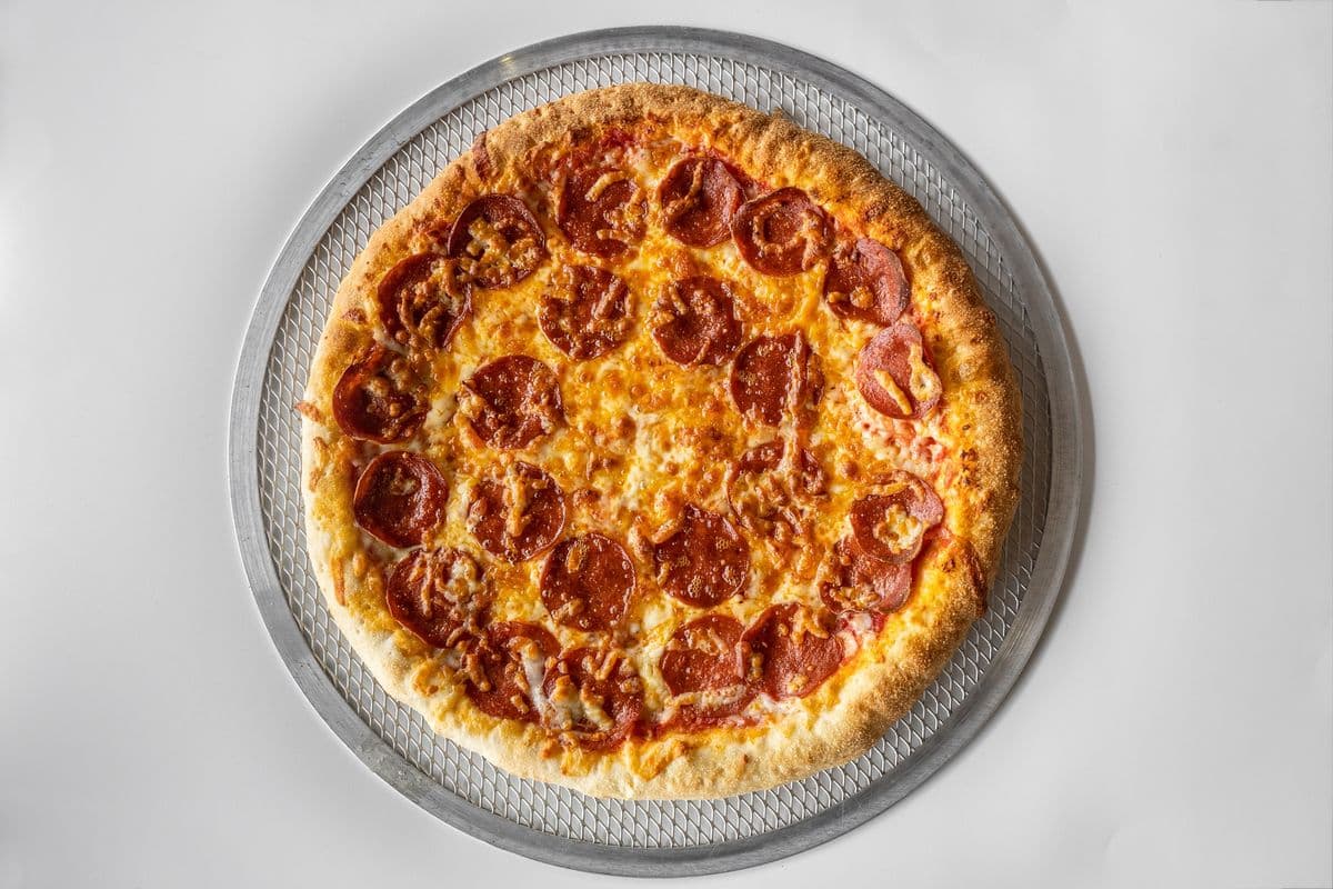 14" Large Pepperoni Pizza