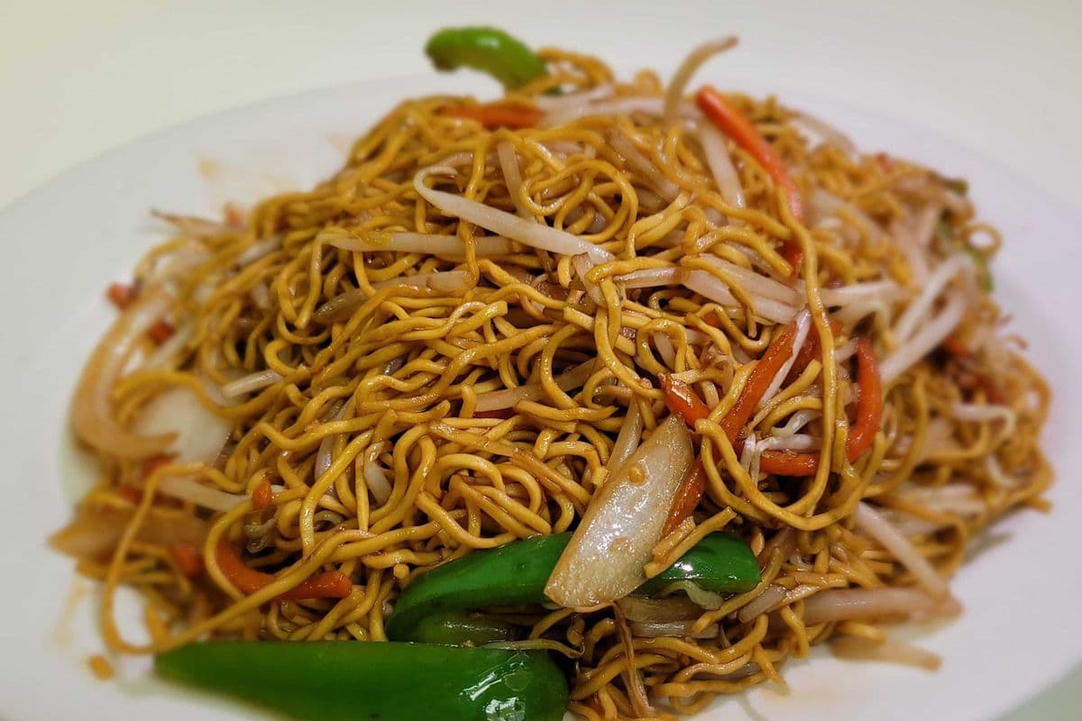 Soya Sauce Chow Mein
