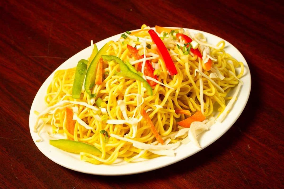 Veg Hakka Noodles