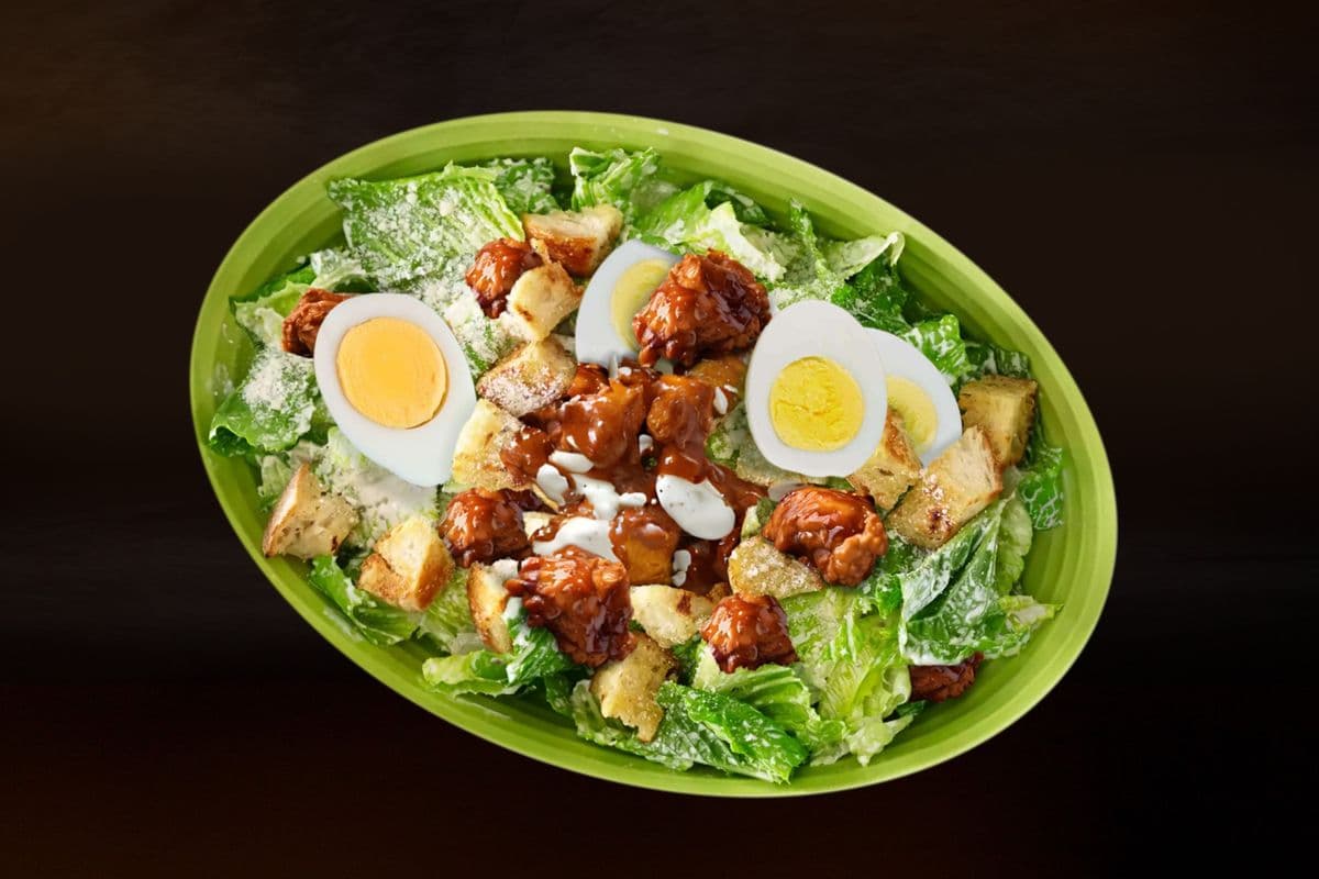 Large Twisted Caesar Salad