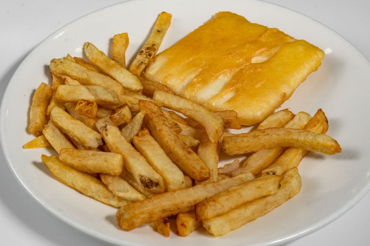 Lunch-Size Halibut and Chips