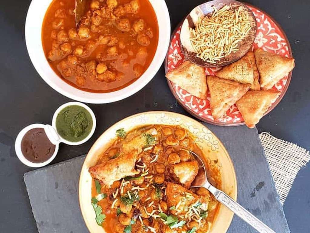 Samosa Chaat