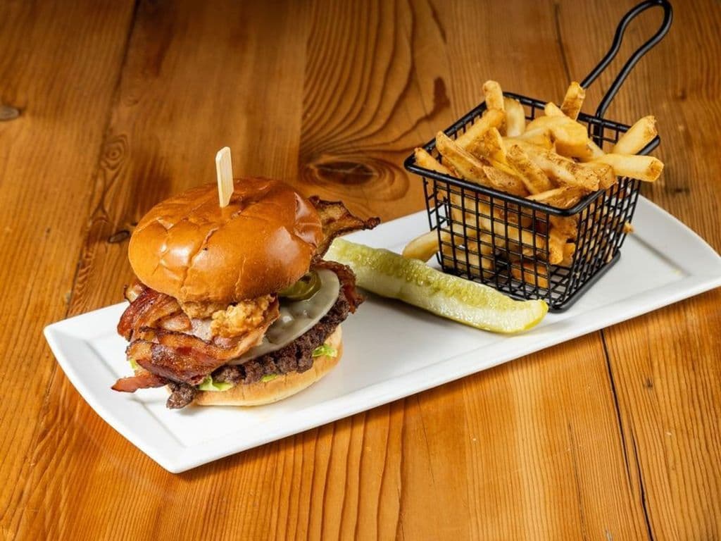 FIRE & MAPLE SMASHBURGER