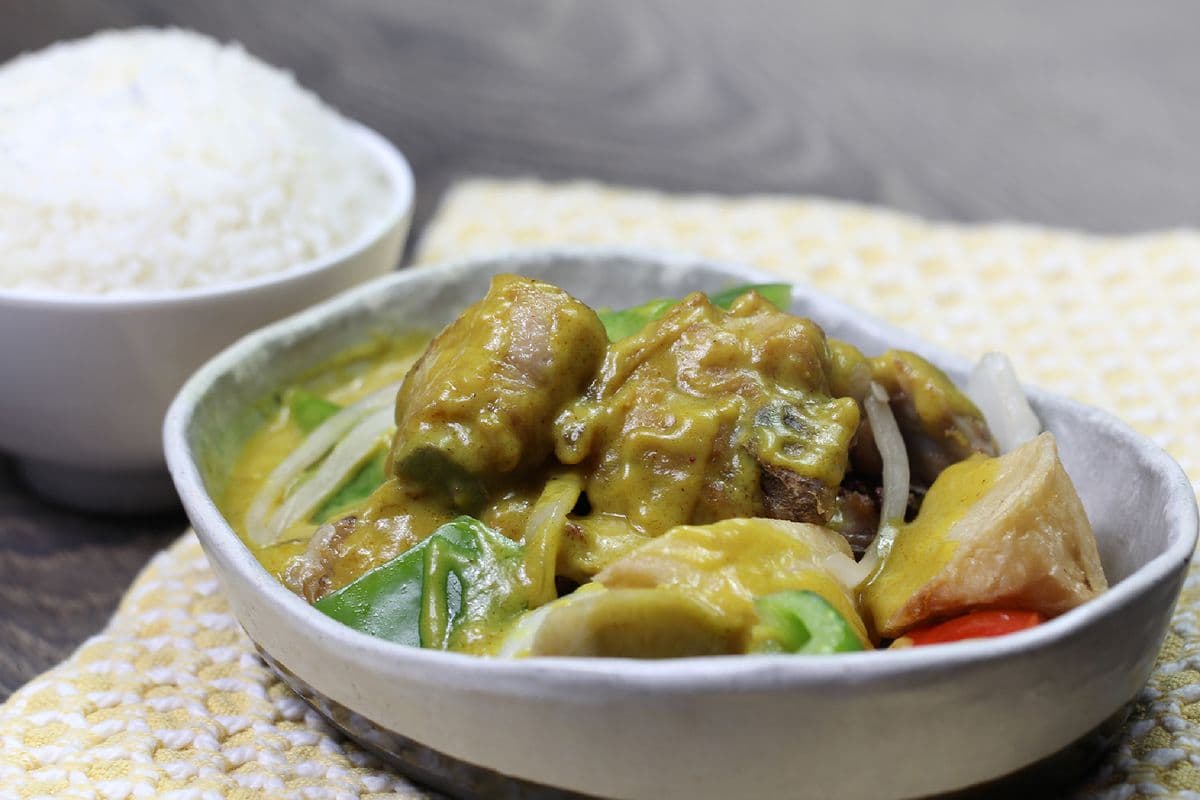 C16. Curry Chicken with Rice