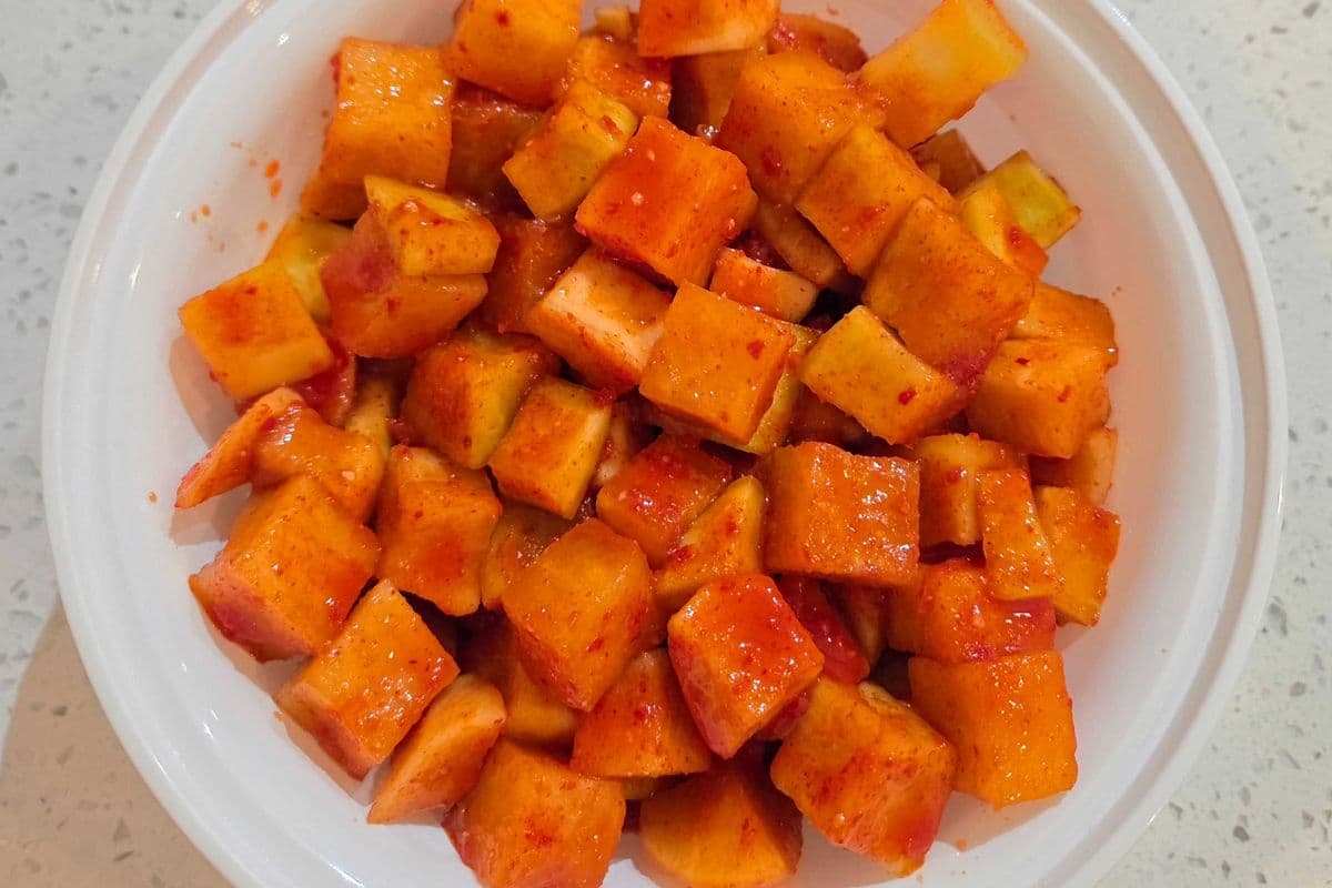 Radish Kimchi (Side dish) - 36 oz