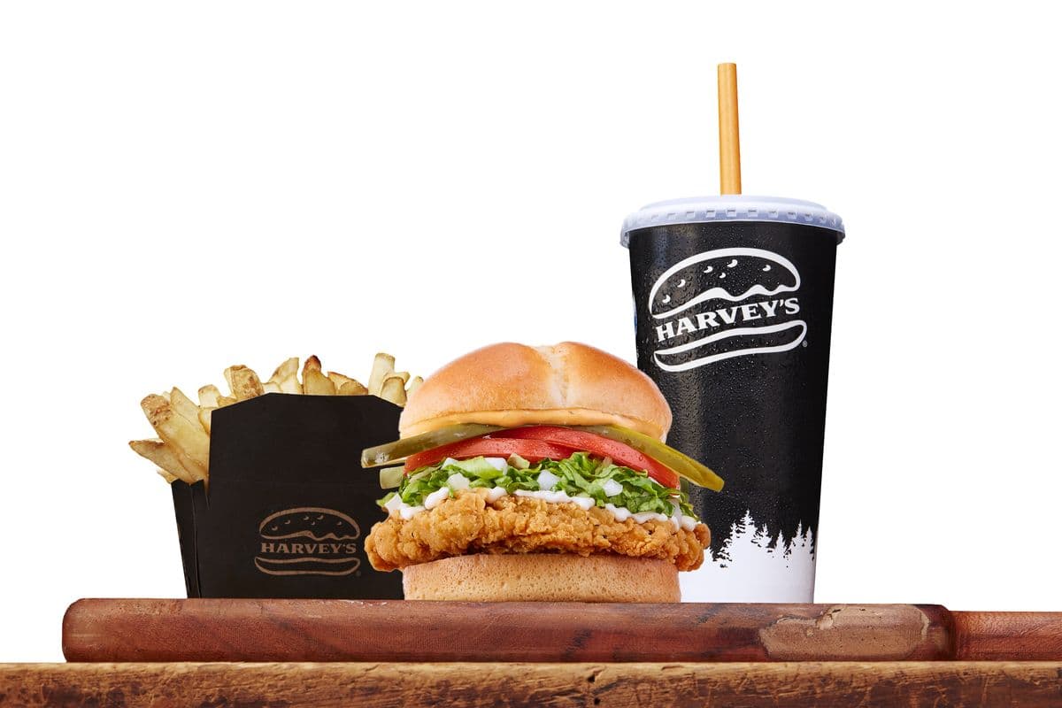 Trio Sandwich au poulet croustillant / Crispy Chicken Sandwich Combo