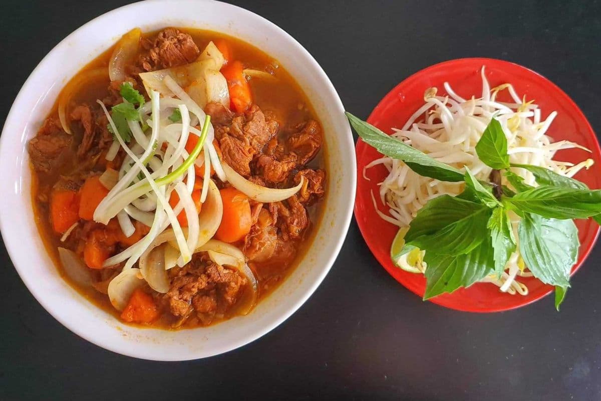44. Hu Tieu Bo Kho