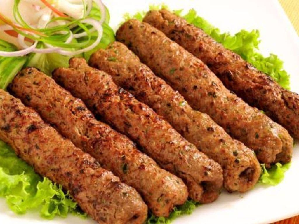 BEEF KEBAB (8 PCS)