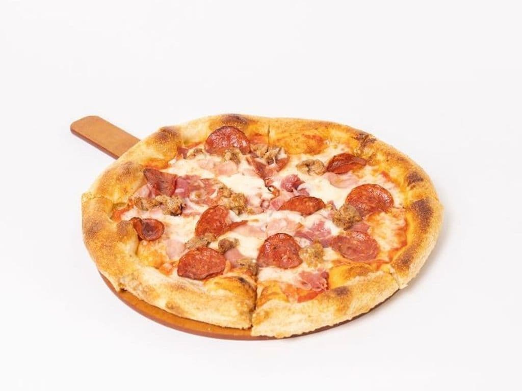 Carne Pizza