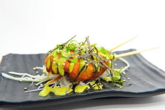 S16. Oyster with Wasabi Mayo / S16. 炸蚝