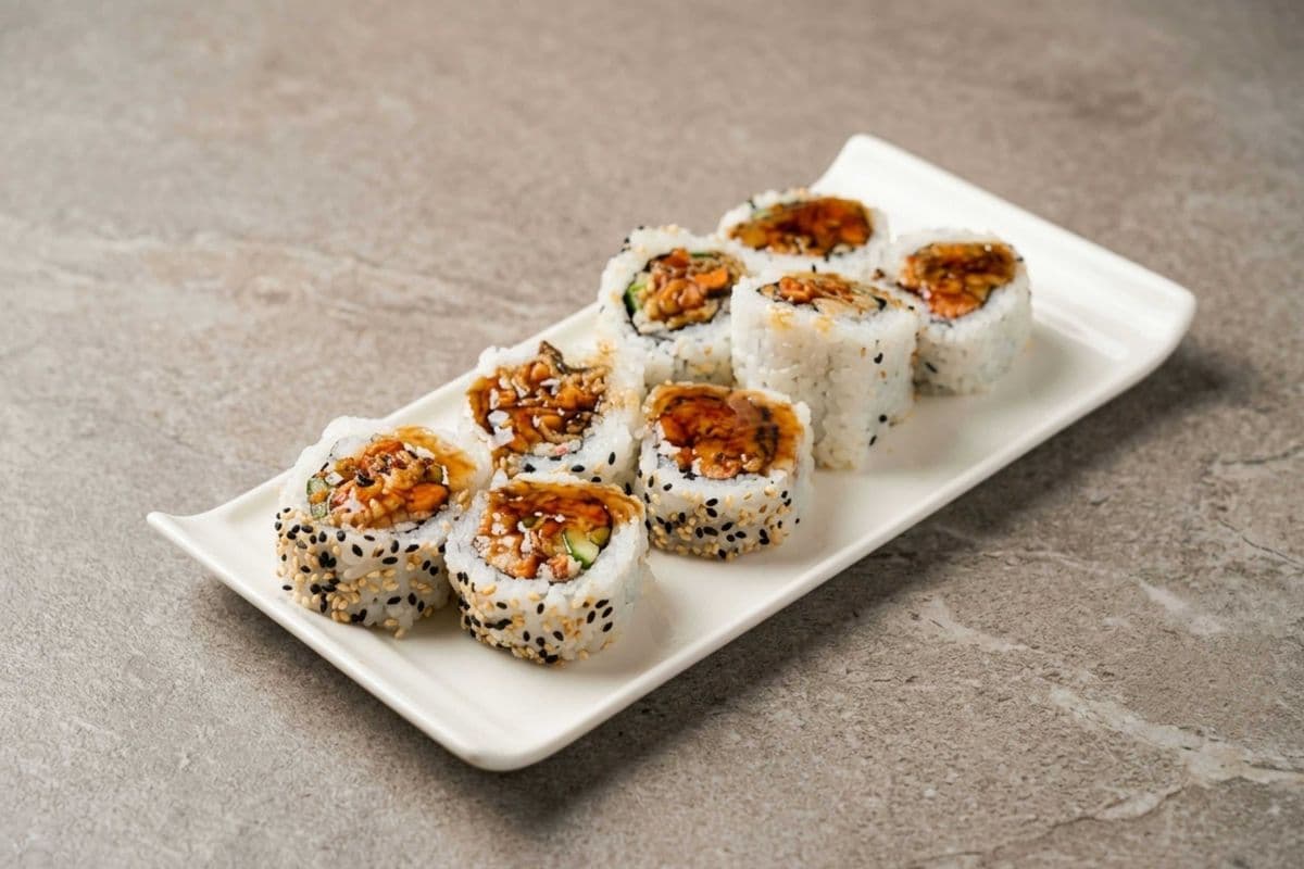 BC Roll (BBQ Wild Sockeye Salmon skin)