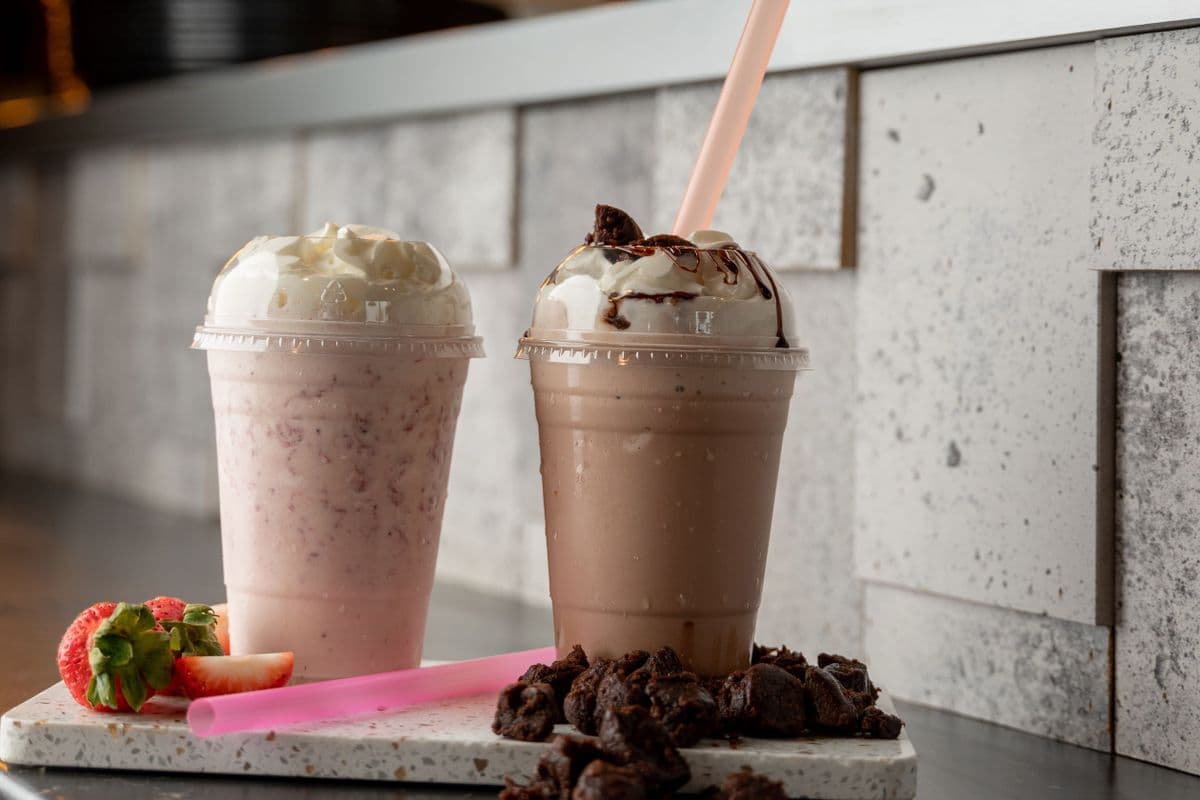 Brownie Bites Shake (16 OZ)