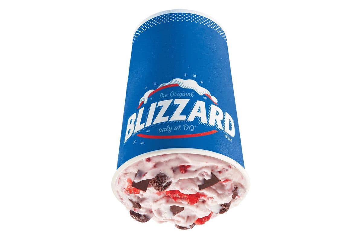 Raspberry Fudge Bliss Blizzard® Treat