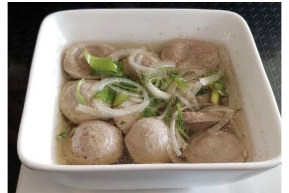 27. Beef Ball Soup - Soup Bo Vien