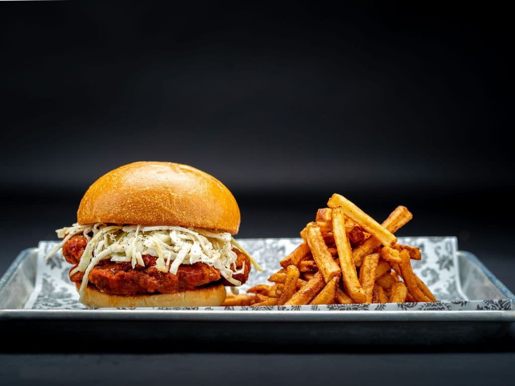 Burger de Poulet Frit Épicé / Spicy Fried Chicken Burger
