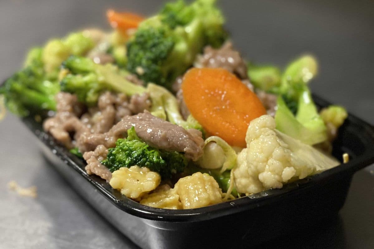 Beef and Green Fried Noodles