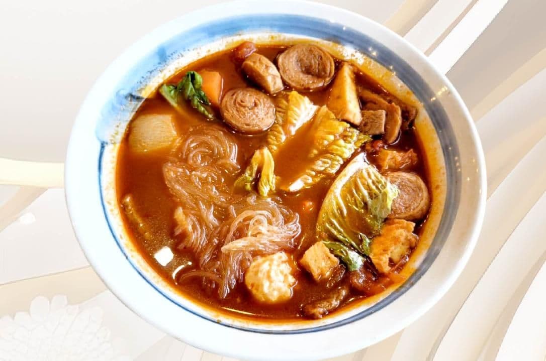 Braised Tomato Soup with Vermicelli / 素紅燒冬粉