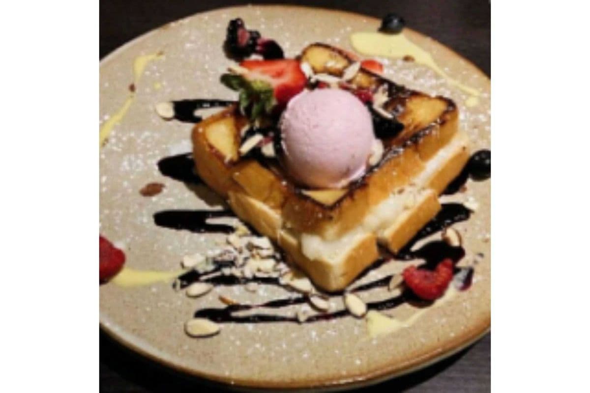 Strawberry Mochi Toast