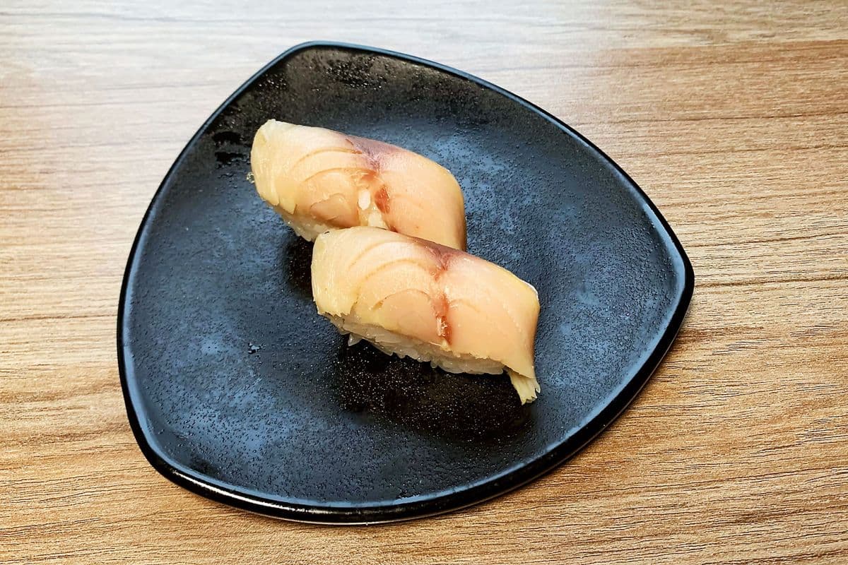 110. Sushi Saba (maquereau)