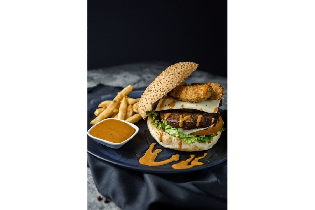 Four Blend Cheeseburger