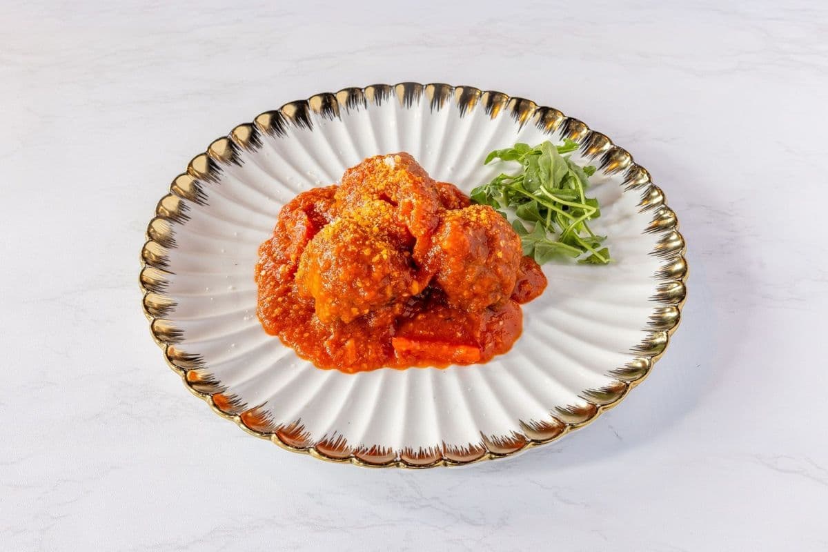 Nona's Meatballs