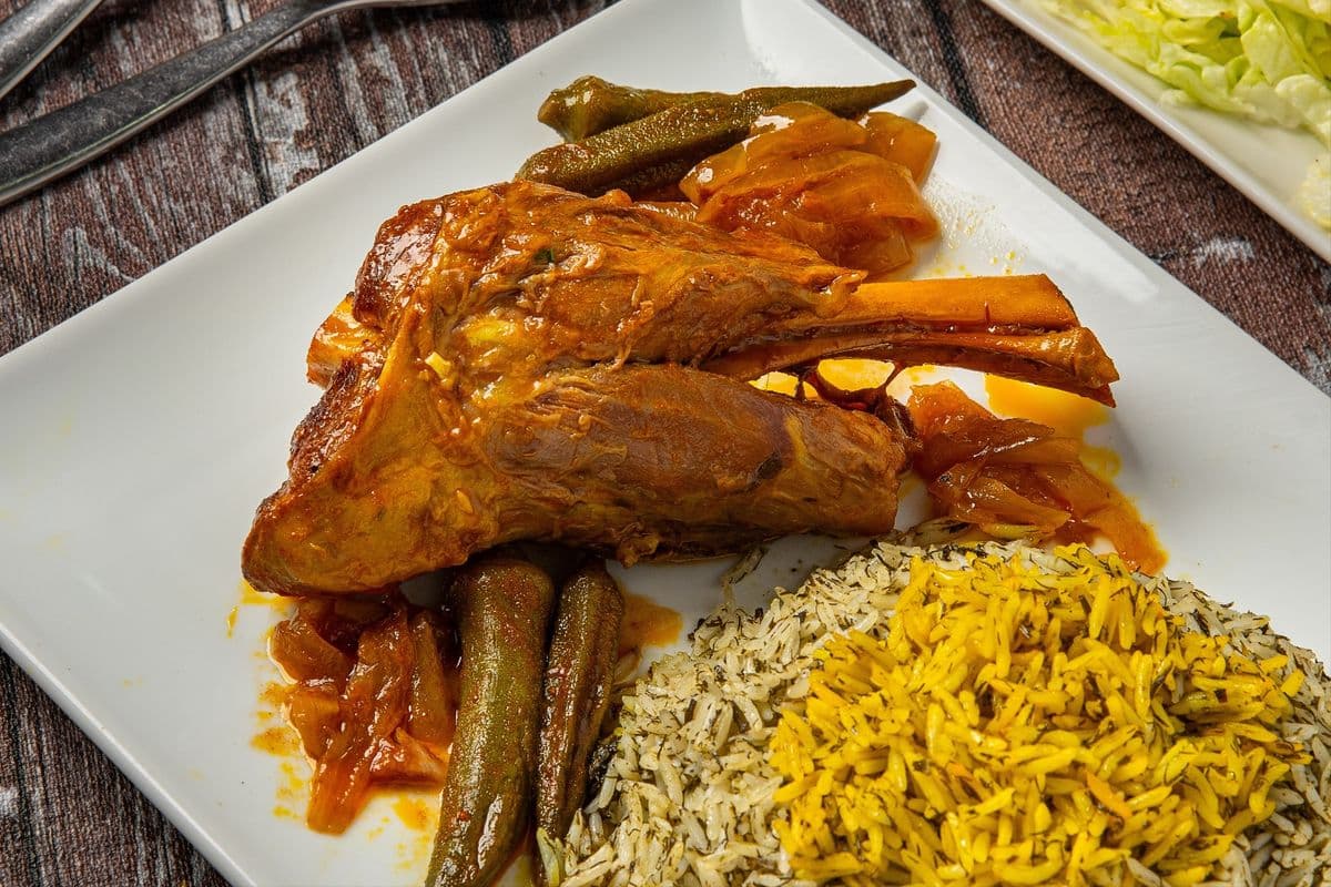 Lamb Shank مشتی چلو ماهیچه