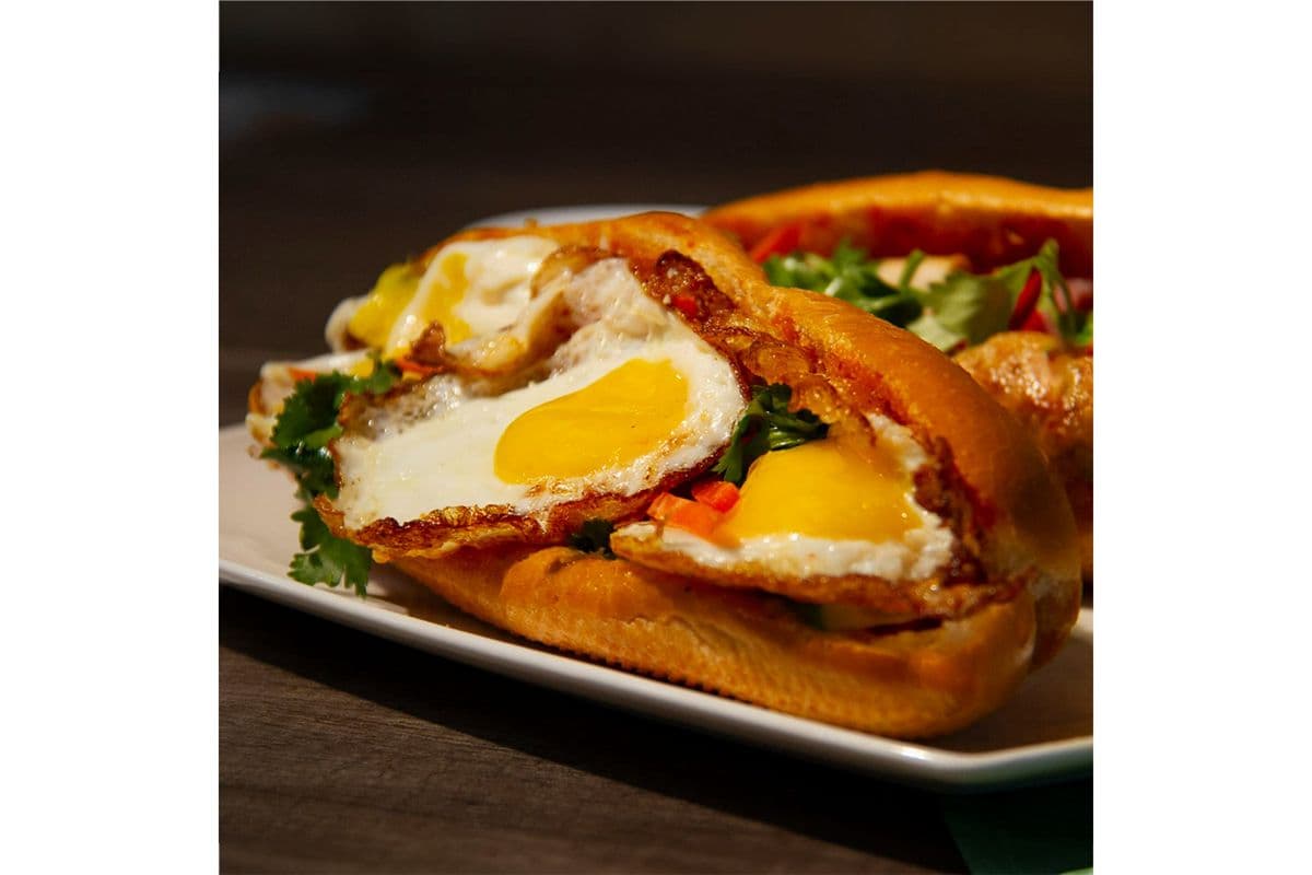 BM3. Fried Eggs Banh Mi | Bánh Mì Trứng Chiên