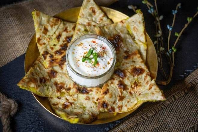 Paneer Paratha with Curd and Pickle