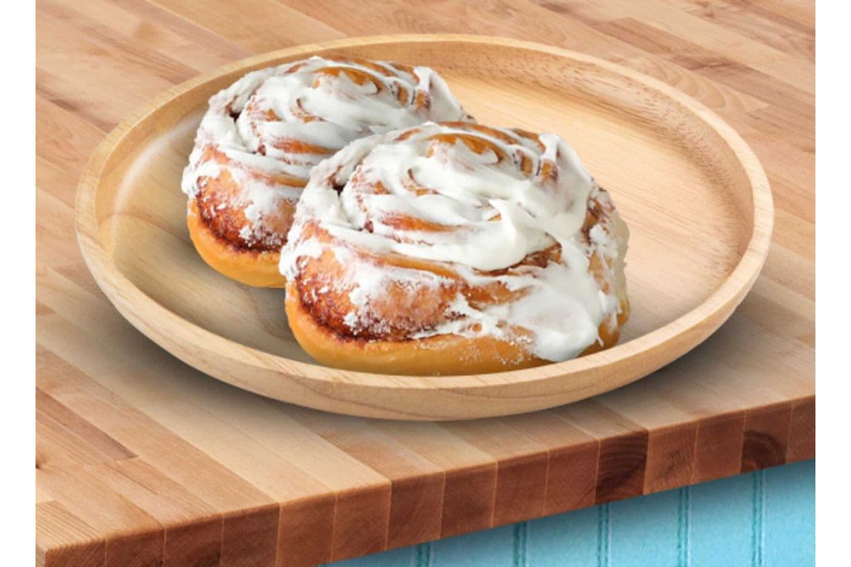 2 Cinnamon Rolls