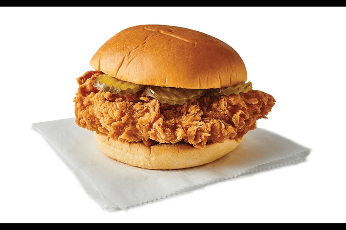 Fried Chicken Sandwich (620 Cal)