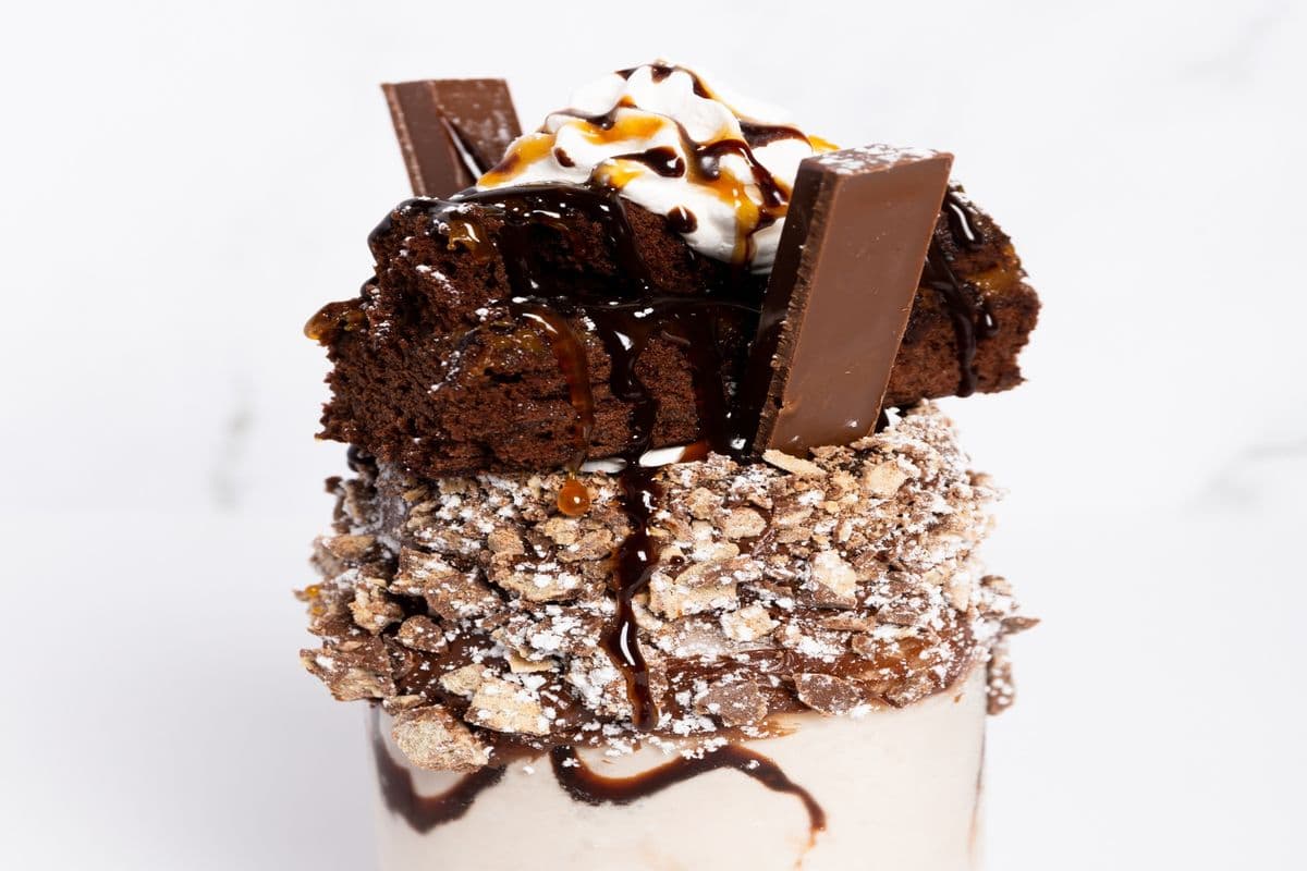 Kit Kat Caramel Brownie Shake