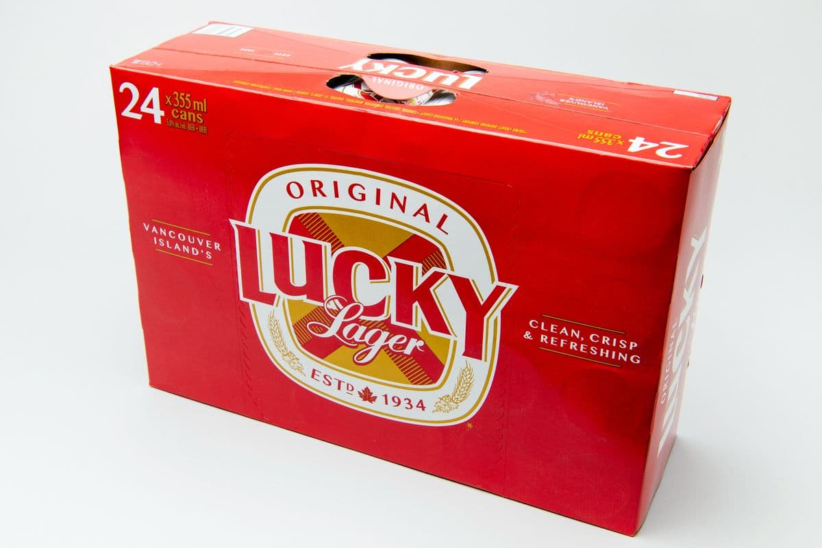 Lucky Lager 24 cans (24 x 355ml)