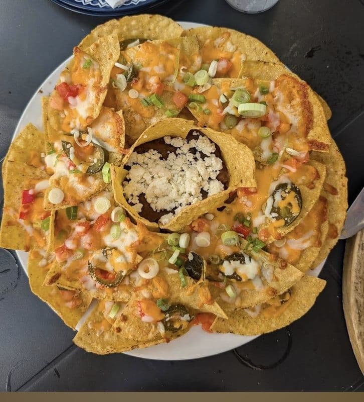 Classic Nachos (Regular)