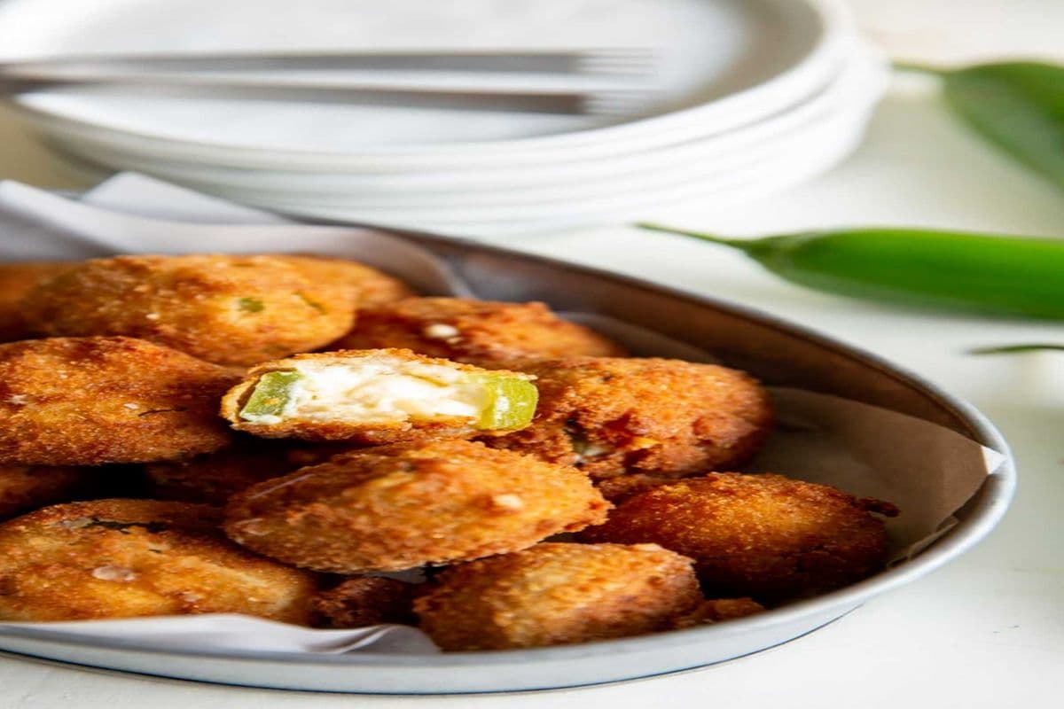 Crispy cheesey Jalapenos bites
