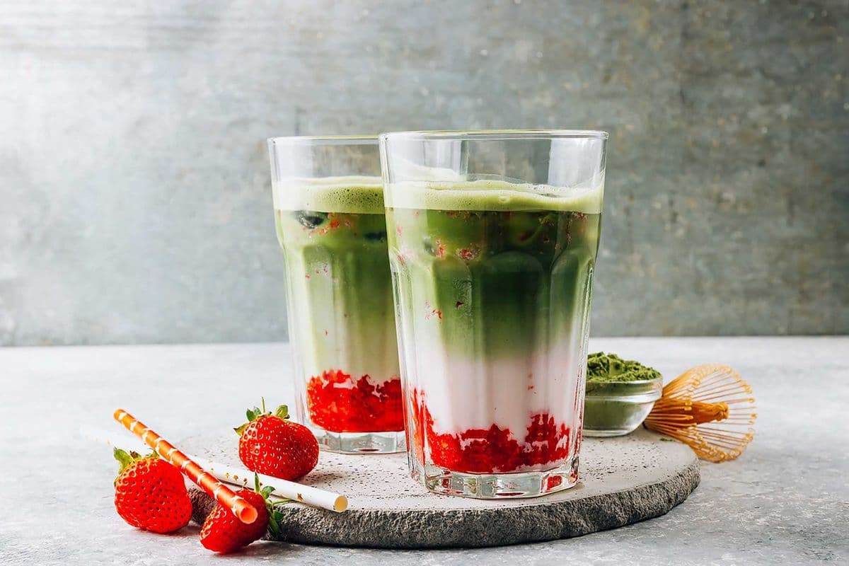 Raspberry Matcha Latte (Iced)