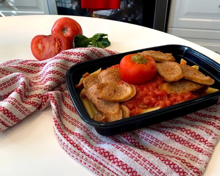 Penne & Sausage Arrabbiata (Cold Packed Pasta)