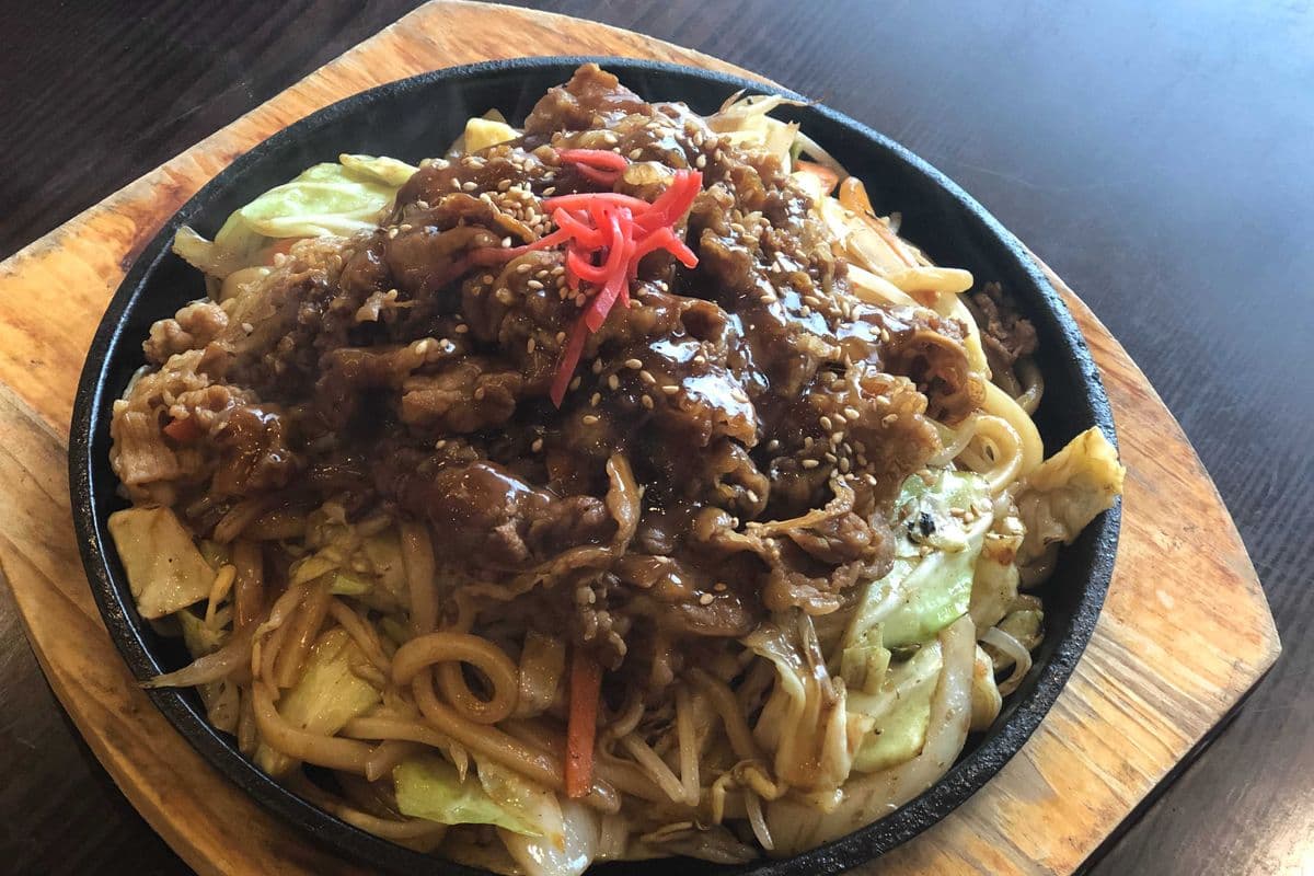 Beef Fried Udon 鐵板牛肉炒烏冬