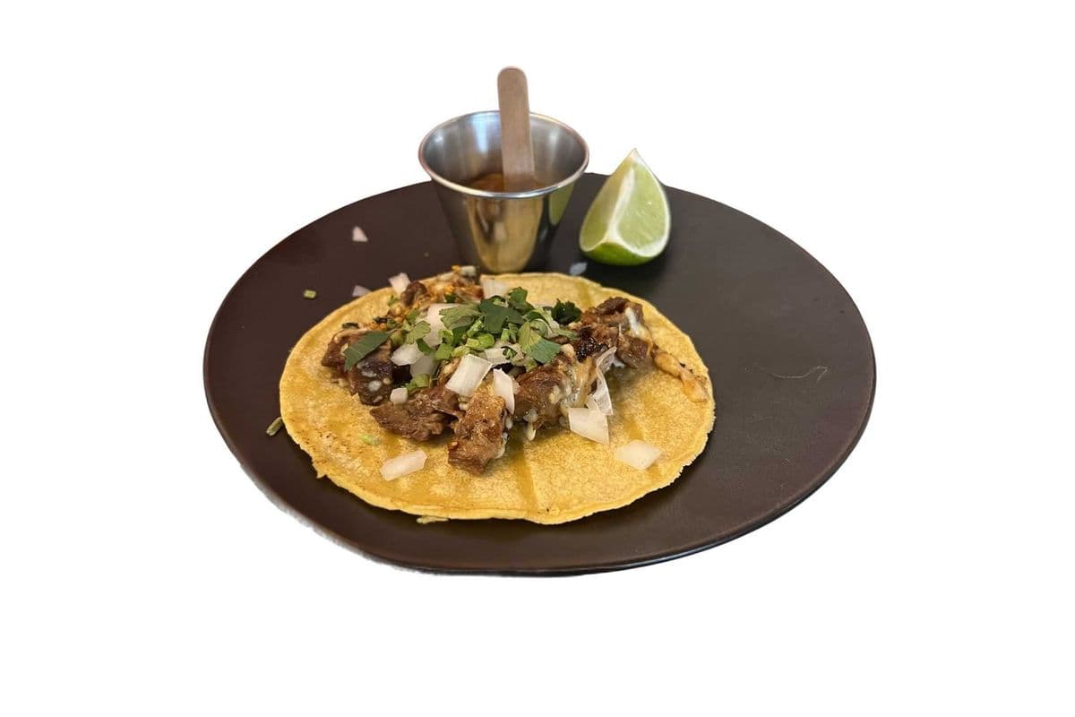 Cheesy Ste'k Taco (1 taco)