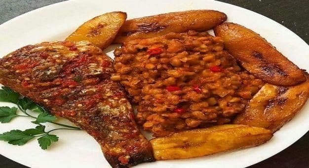 Beans and Dodo with Two Pieces of Meat or Fish
