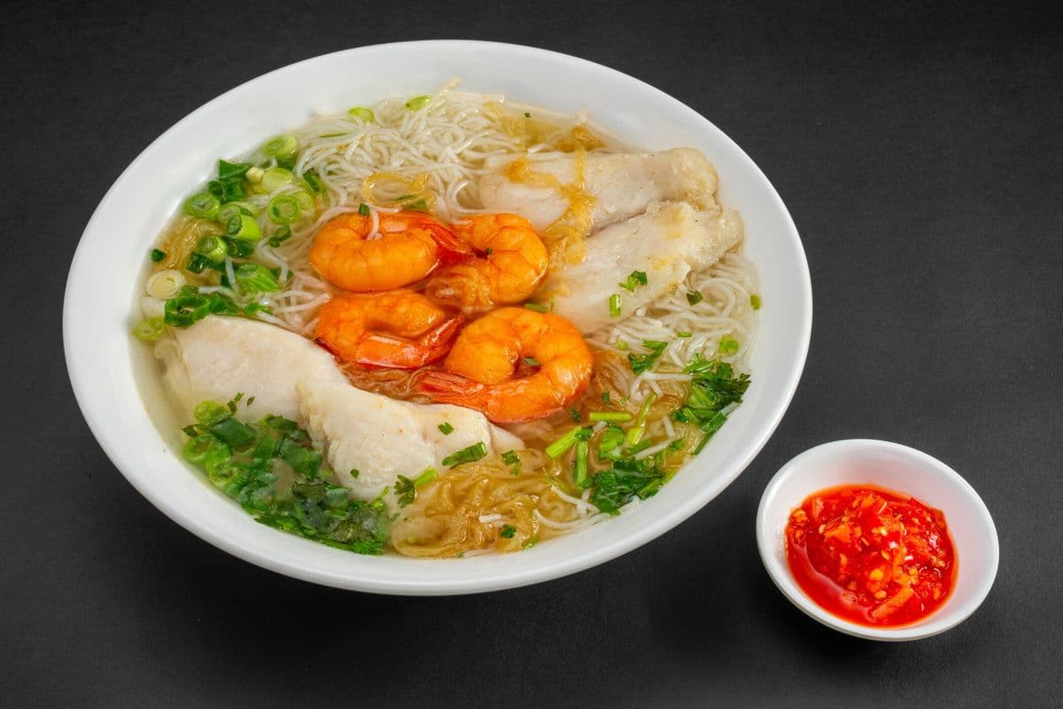 29A. Bun Nuoc Ca Va Tom