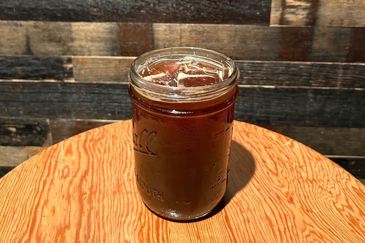 Iced Americano (16oz)
