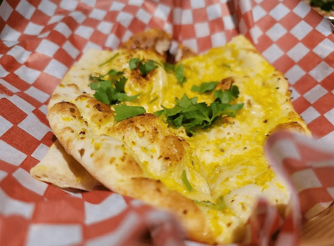 Garlic Naan - OO